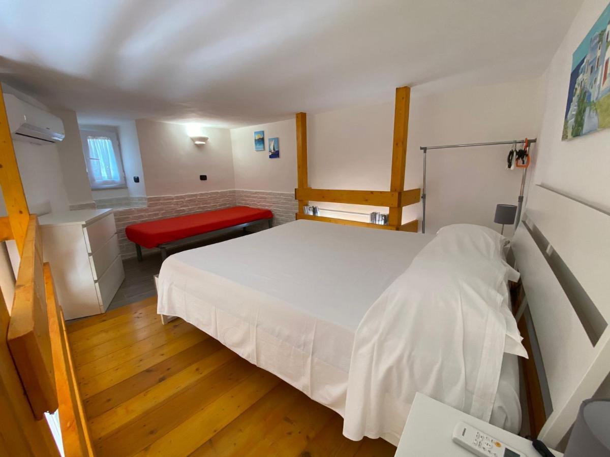 Magi - Zeus Apartment Ponza Ngoại thất bức ảnh